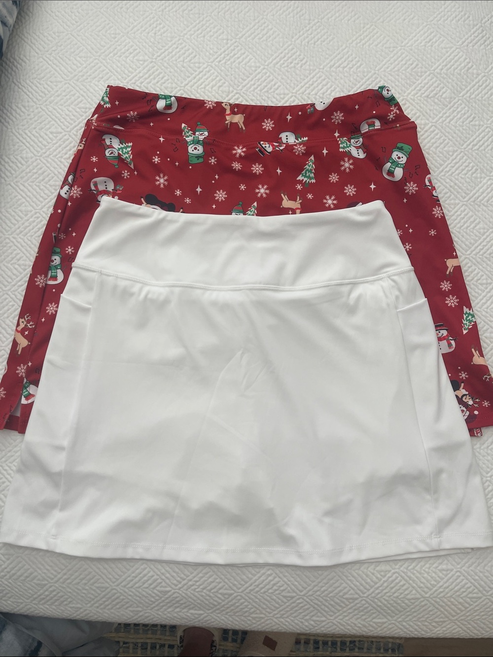 Women’s Active Skorts. Christmas and White. Large